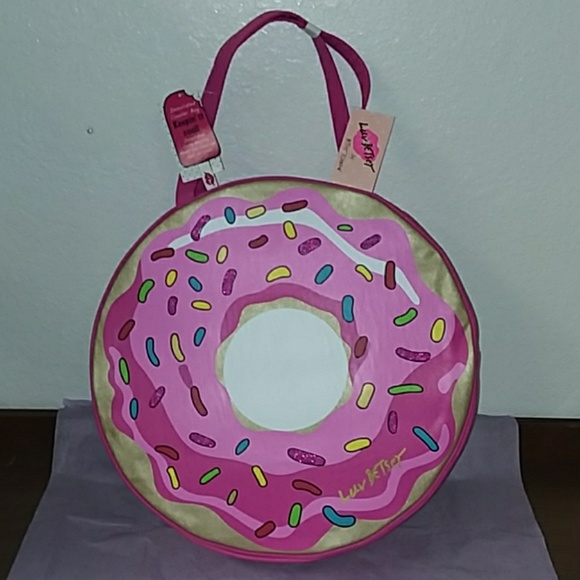 Betsey Johnson Handbags - NWT Betsey Johnson Cooler Bag - round donut